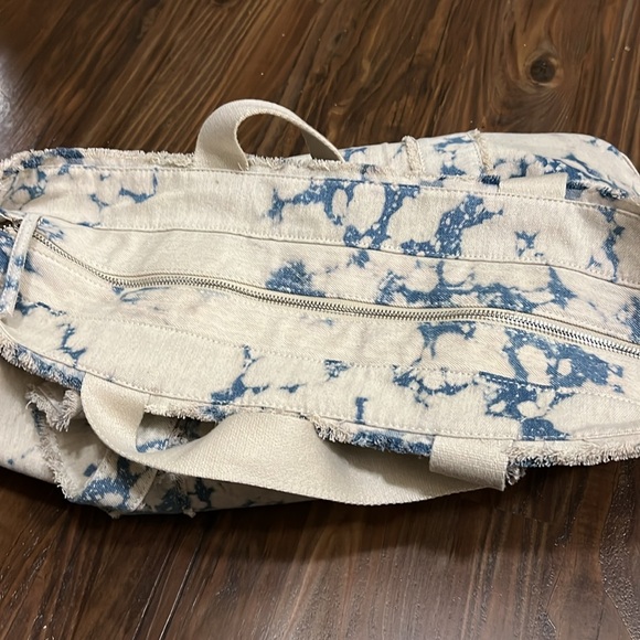 Zara Denim Tie Dye Maxi Tote - Picture 11 of 12